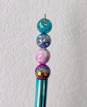 Load image into Gallery viewer, 16mm Pink/Blue/Purple Mixed Beads - Mermaid Theme - Random Assorted Acrylic Beads - Bubblegum Beads - Chunky Beads