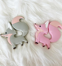Load image into Gallery viewer, Cute Fox Teether, Silicone Teether BPA free , Food Grade Teether, Sensory Pendant Teether