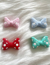 Load image into Gallery viewer, 1 Pc 29mm*19mm - Bow Beads - Silicone Beads - Focal Beads