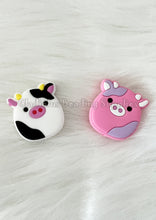 Load image into Gallery viewer, 1 Pc 27mm*28mm - Cow Beads - Silicone Beads - Focal Beads