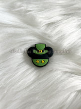 Load image into Gallery viewer, 1 Pc 29mm - St Patrick Focal Beads - Silicone Beads - Focal Beads - St Patrick&#39;s Day
