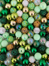 Load image into Gallery viewer, 16mm Mixed St Patrick Beads - Acrylic Beads - Bubblegum Beads - Chunky Beads
