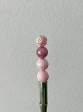 Load image into Gallery viewer, 16mm Pink Mixed Beads - Random Assorted Acrylic Beads - Bubblegum Beads - Chunky Beads
