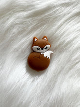 Load image into Gallery viewer, 1 Pc 24mm*31mm - Fox Beads - Silicone Beads - Focal Beads
