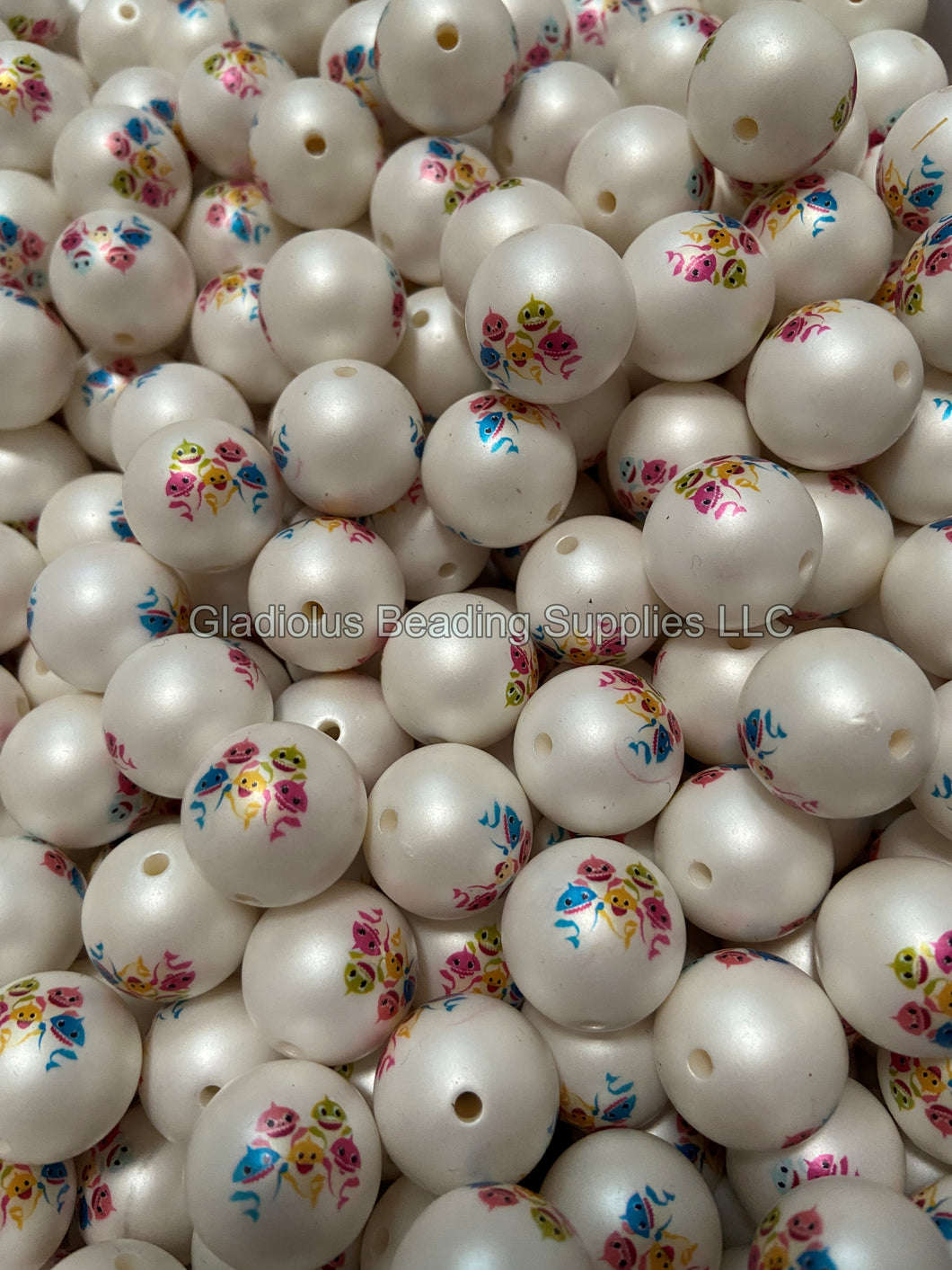 20mm Shark Matte Print - White Acrylic Matter Beads - Bubblegum Beads - Chunky Beads