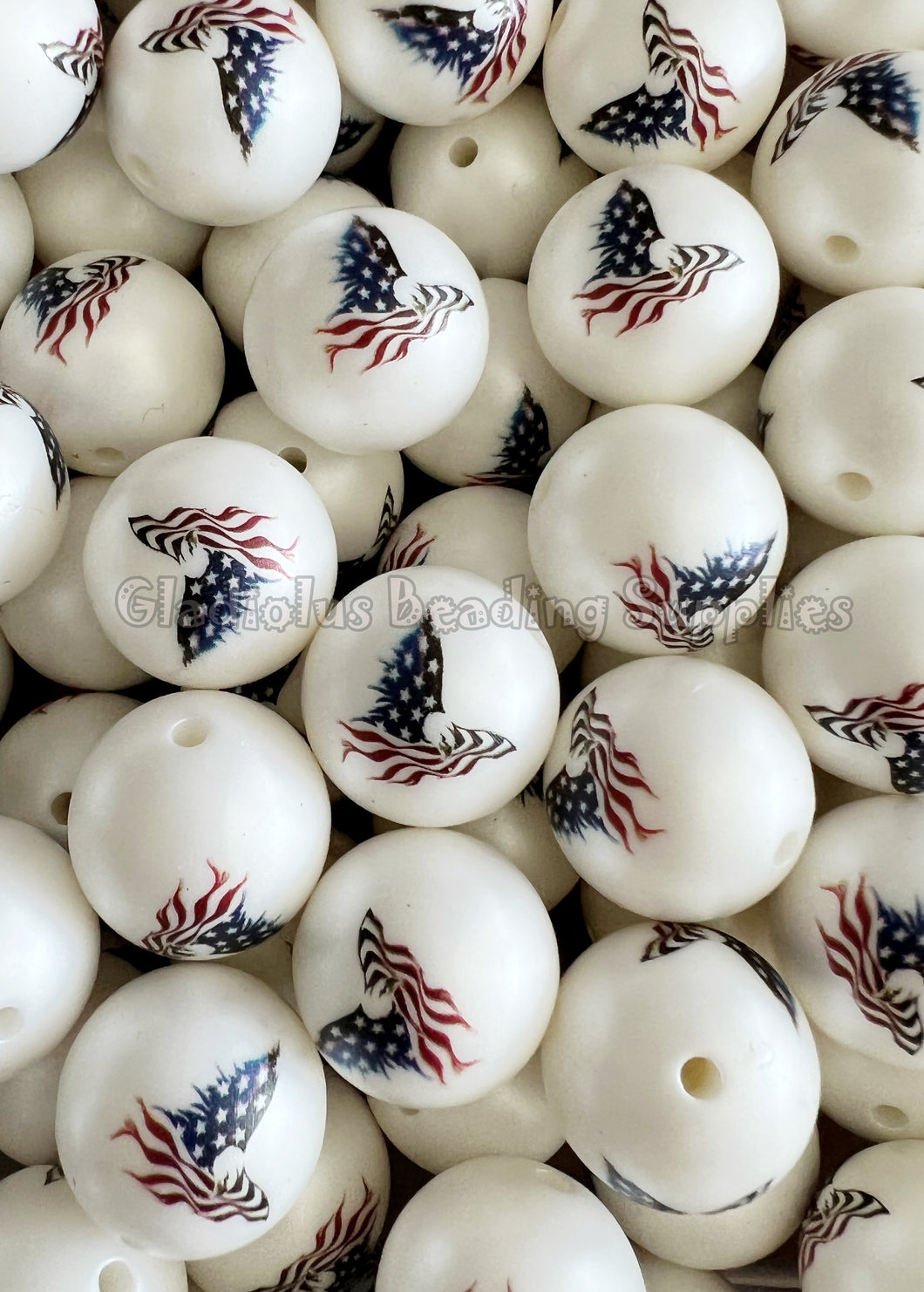 20mm Patriotic Butterfly Matte Print - White Acrylic Matter Beads - Bubblegum Beads - Chunky Beads