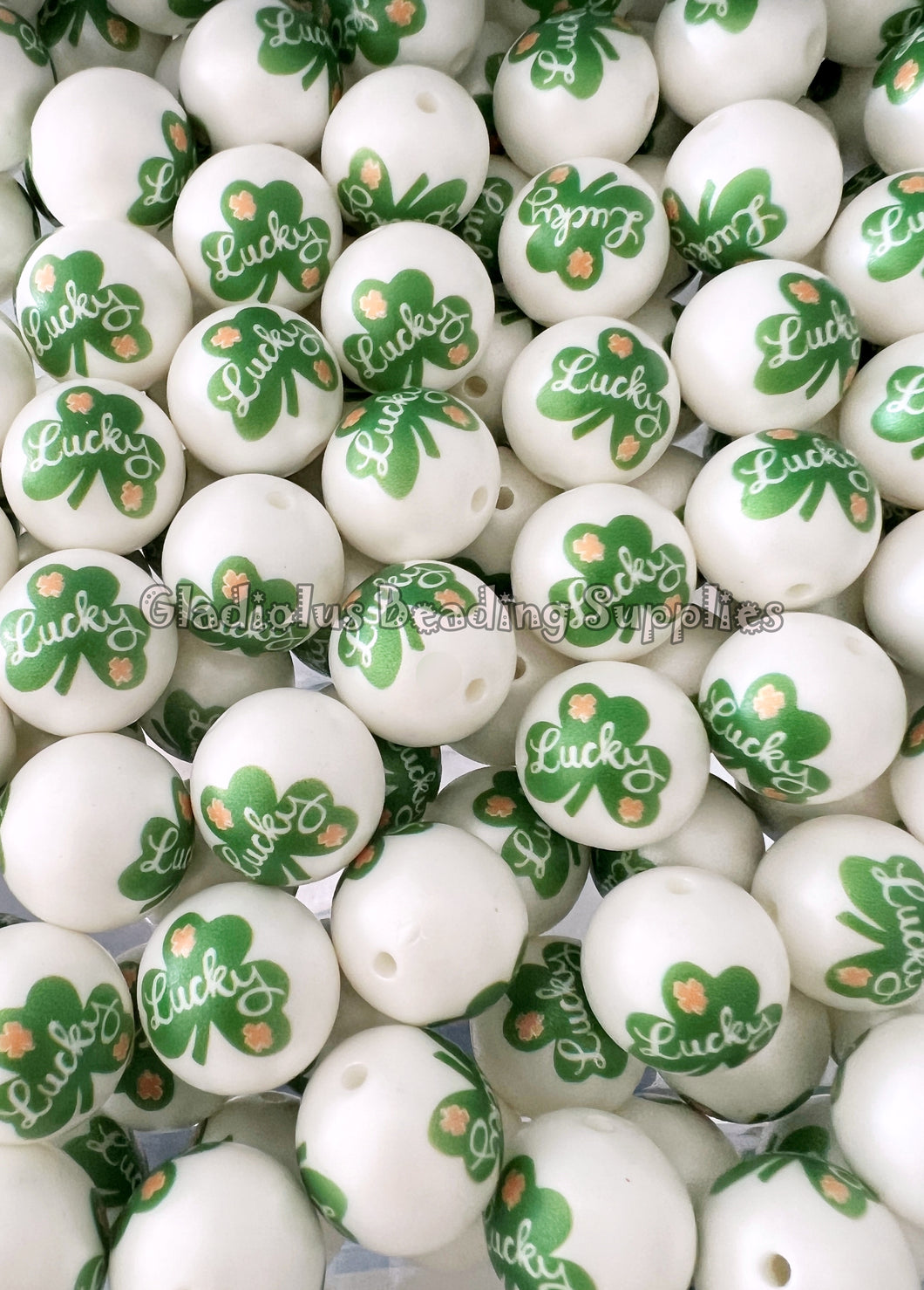 20mm Lucky Clover - St. Patrick Matte Print - White Acrylic Matter Beads - Bubblegum Beads - Chunky Beads