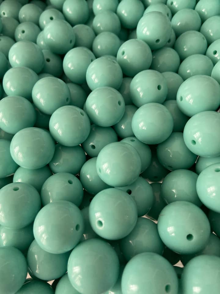 S29 Pale Mint - 20mm Solid Beads - Acrylic Solid Beads - Bubblegum Beads - Chunky Beads